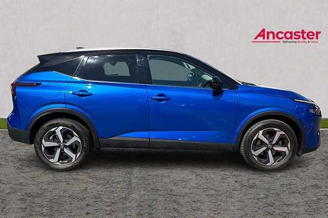 Nissan QASHQAI 1.3 DiG-T MH N-Connecta [Glass Roof] 5dr