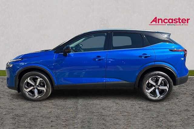 Nissan QASHQAI 1.3 DiG-T MH N-Connecta [Glass Roof] 5dr